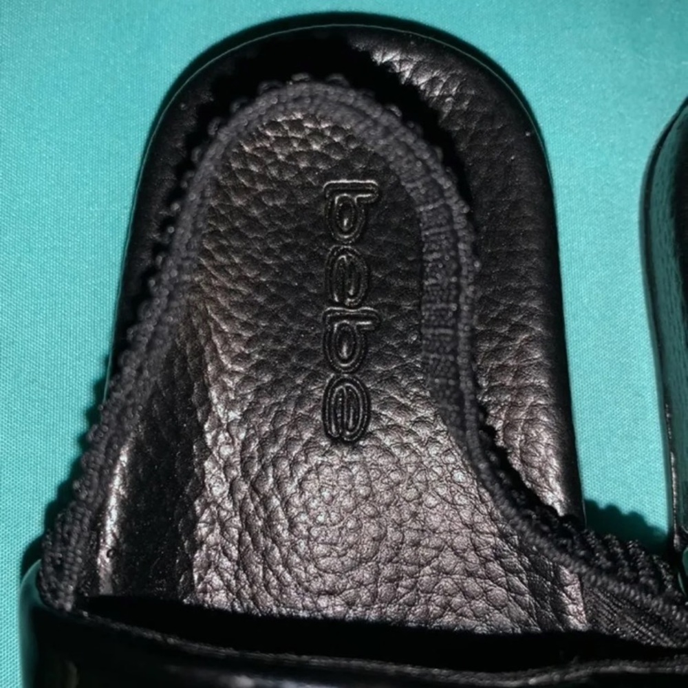 Bebe slide - Picture 3 of 3